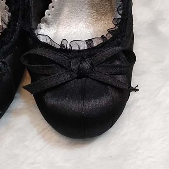 3/$15 Wild Diva Black Heels Pumps - Picture 8 of 12